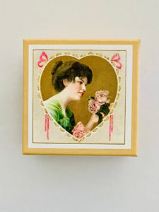 Victorian Heart Rose Box