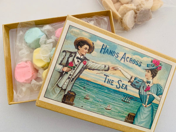 Summer "Hands Across the Sea" Gift Box