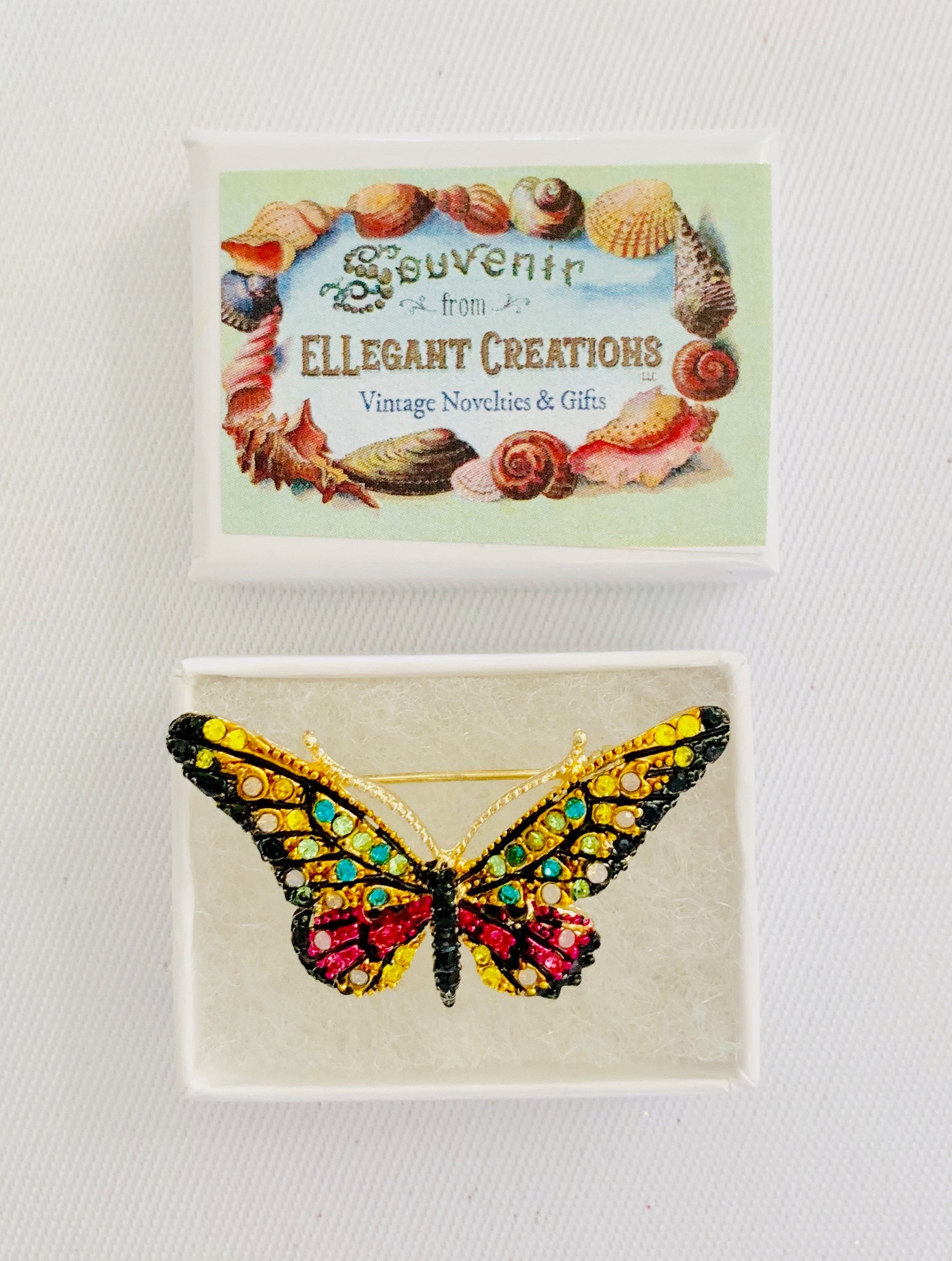 Pin BUTTERFLY